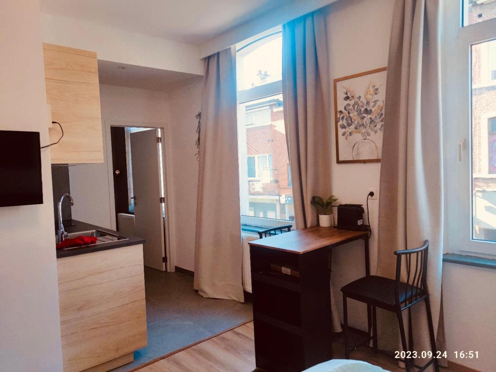 Salzinneschezsoi 2 Namur Exteriör bild